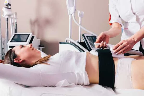 woman having body sculpting to help improve her body image and her mental health Deanshanger