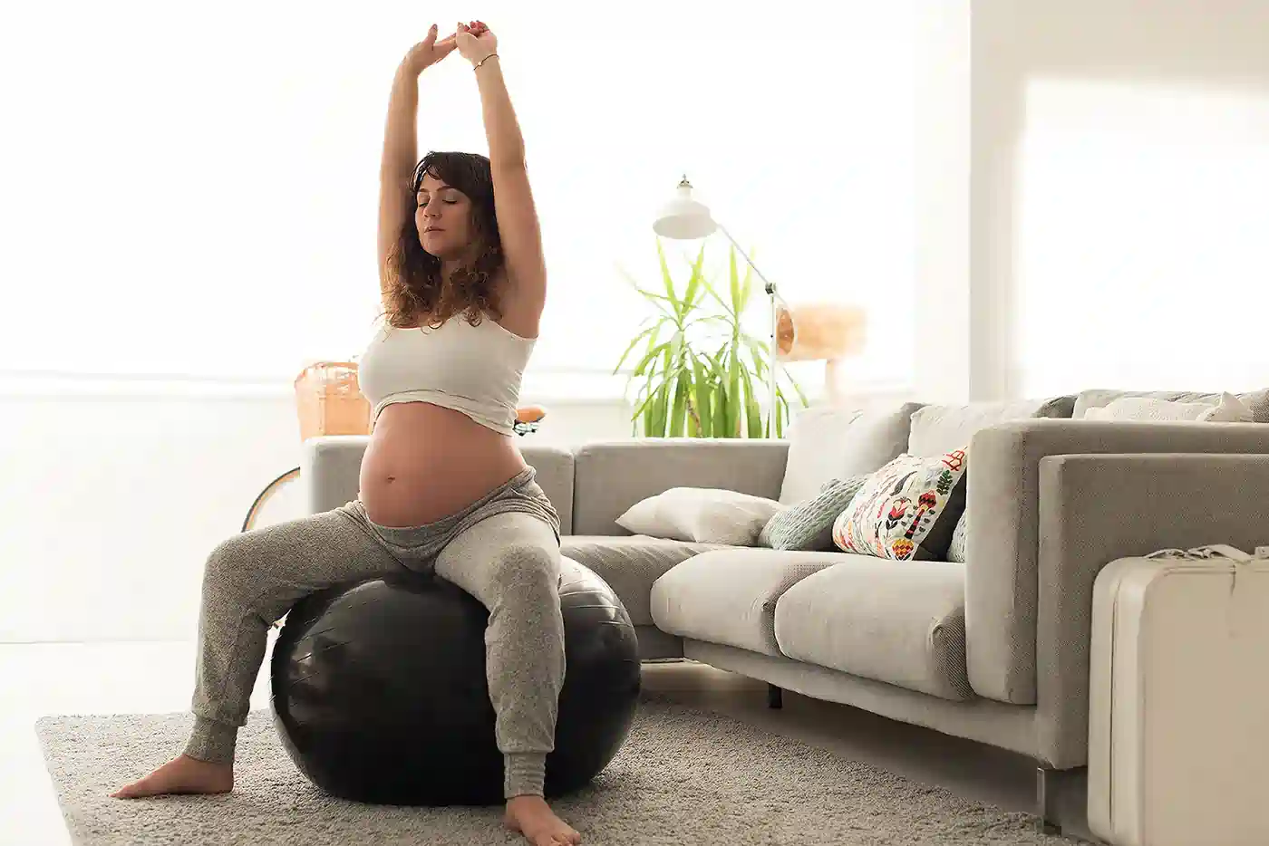 How to Support Your Core Safely During Pregnancy Deanshanger